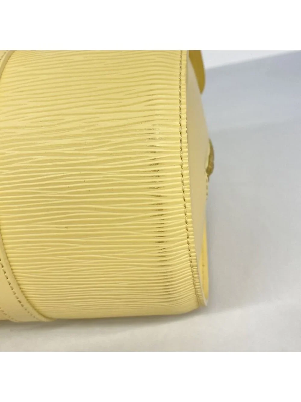 Louis Vuitton Epi Souflo Vanilla Handbag